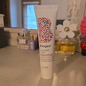Briogeo Farewell Frizz creme
